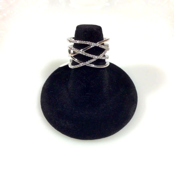 Jewelry - Stunning Pave Cubic Zirconia Silver Criss Cross Statement Fashion Ring - Size 10